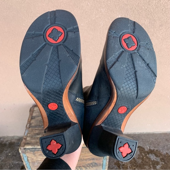 Timberland Faux Fur Lined Ankle Boot - Picture 7 of 9